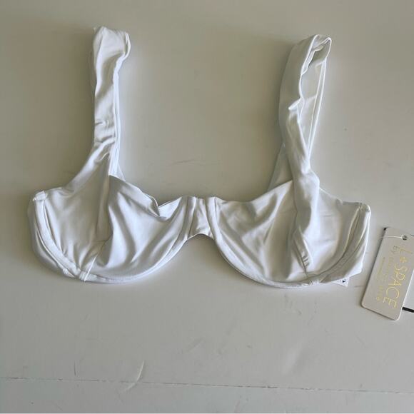 L*Space WHITE Tori Underwire Bikini Top - Picture 2 of 11